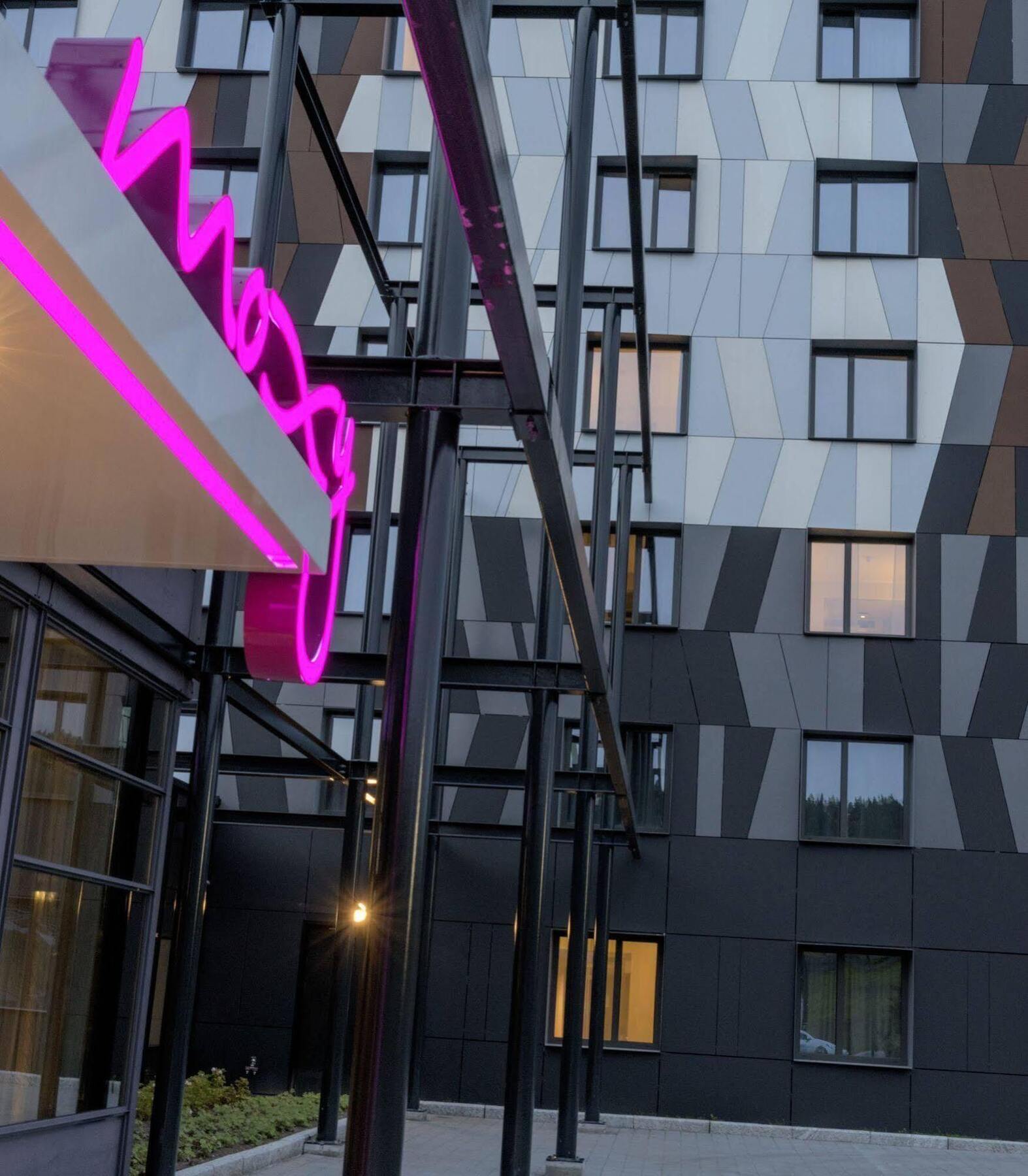 X Hotel Skjetten Exterior photo